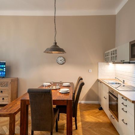 Apart Hotel Zborovska Praga Zewnętrze zdjęcie