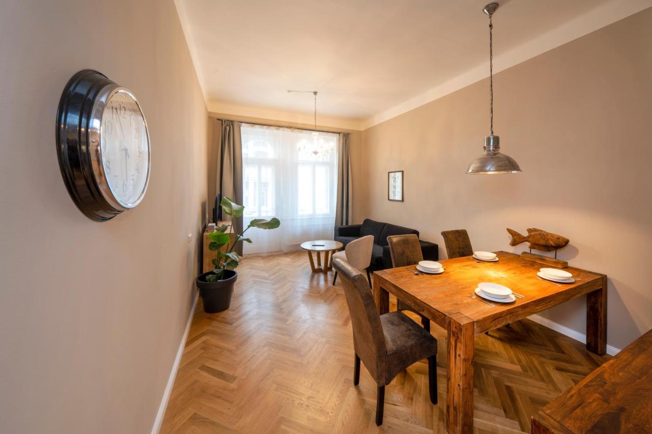 Apart Hotel Zborovska Praga Zewnętrze zdjęcie