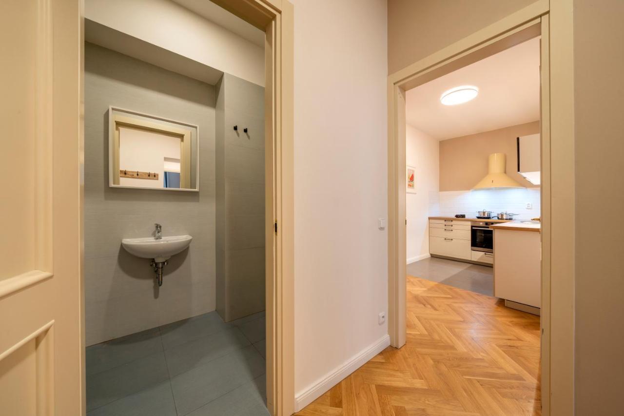 Apart Hotel Zborovska Praga Zewnętrze zdjęcie
