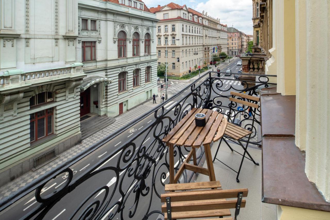 Apart Hotel Zborovska Praga Zewnętrze zdjęcie