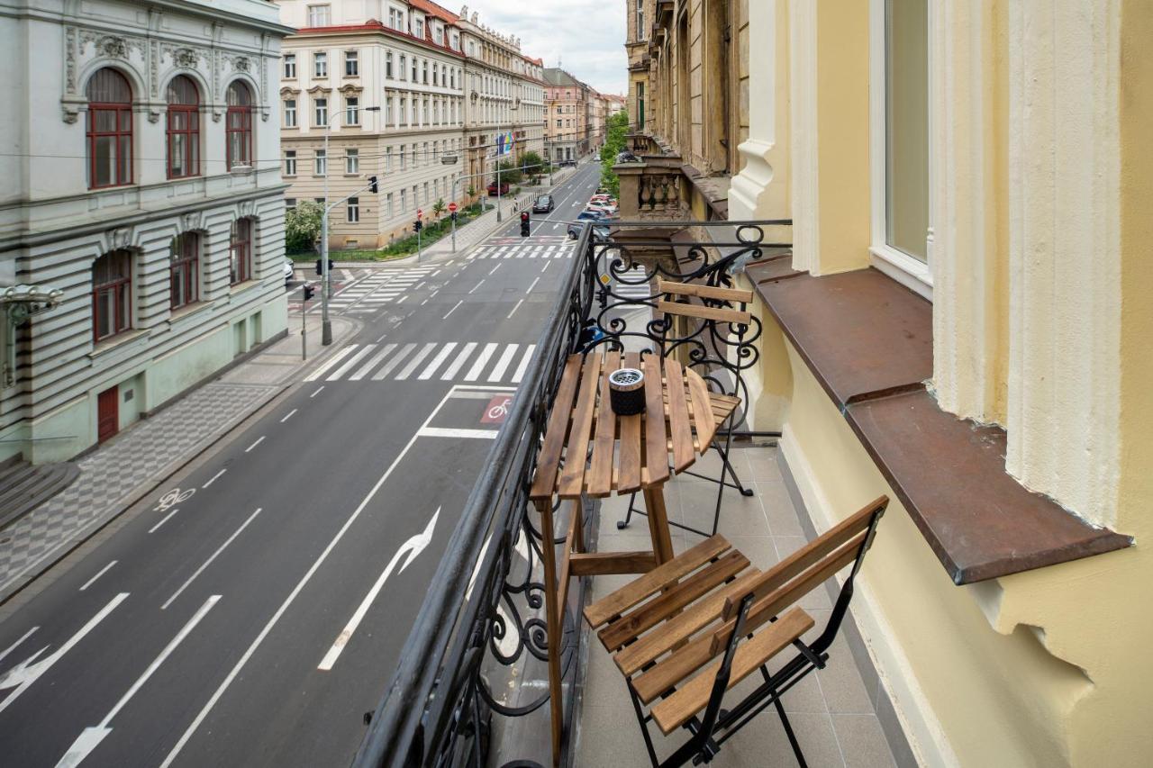 Apart Hotel Zborovska Praga Zewnętrze zdjęcie