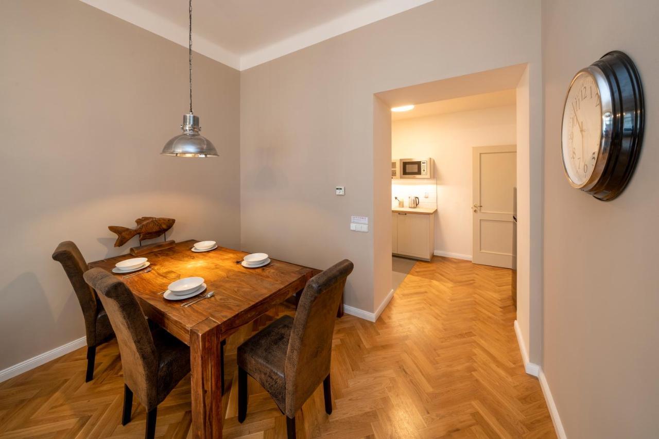 Apart Hotel Zborovska Praga Zewnętrze zdjęcie