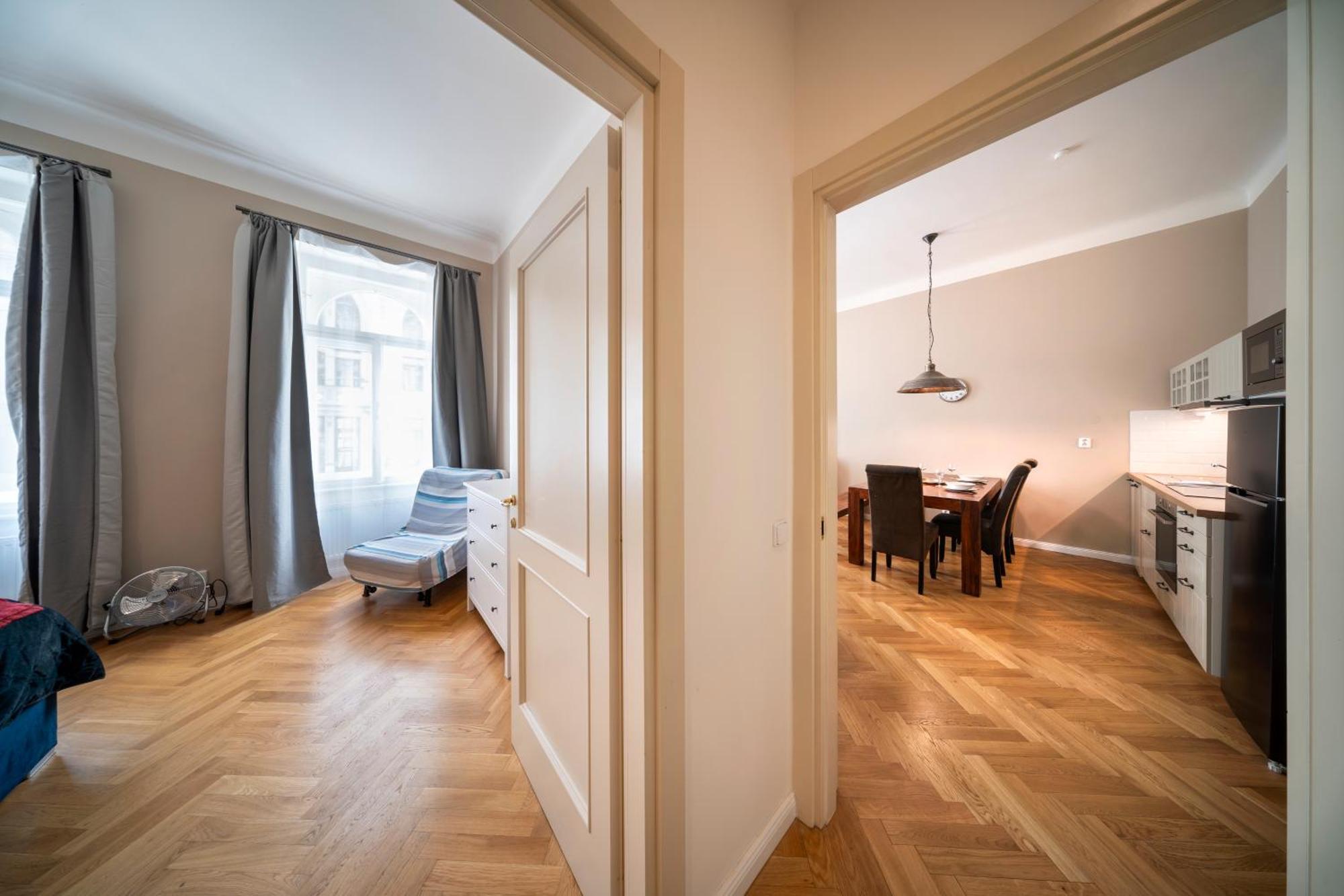 Apart Hotel Zborovska Praga Zewnętrze zdjęcie