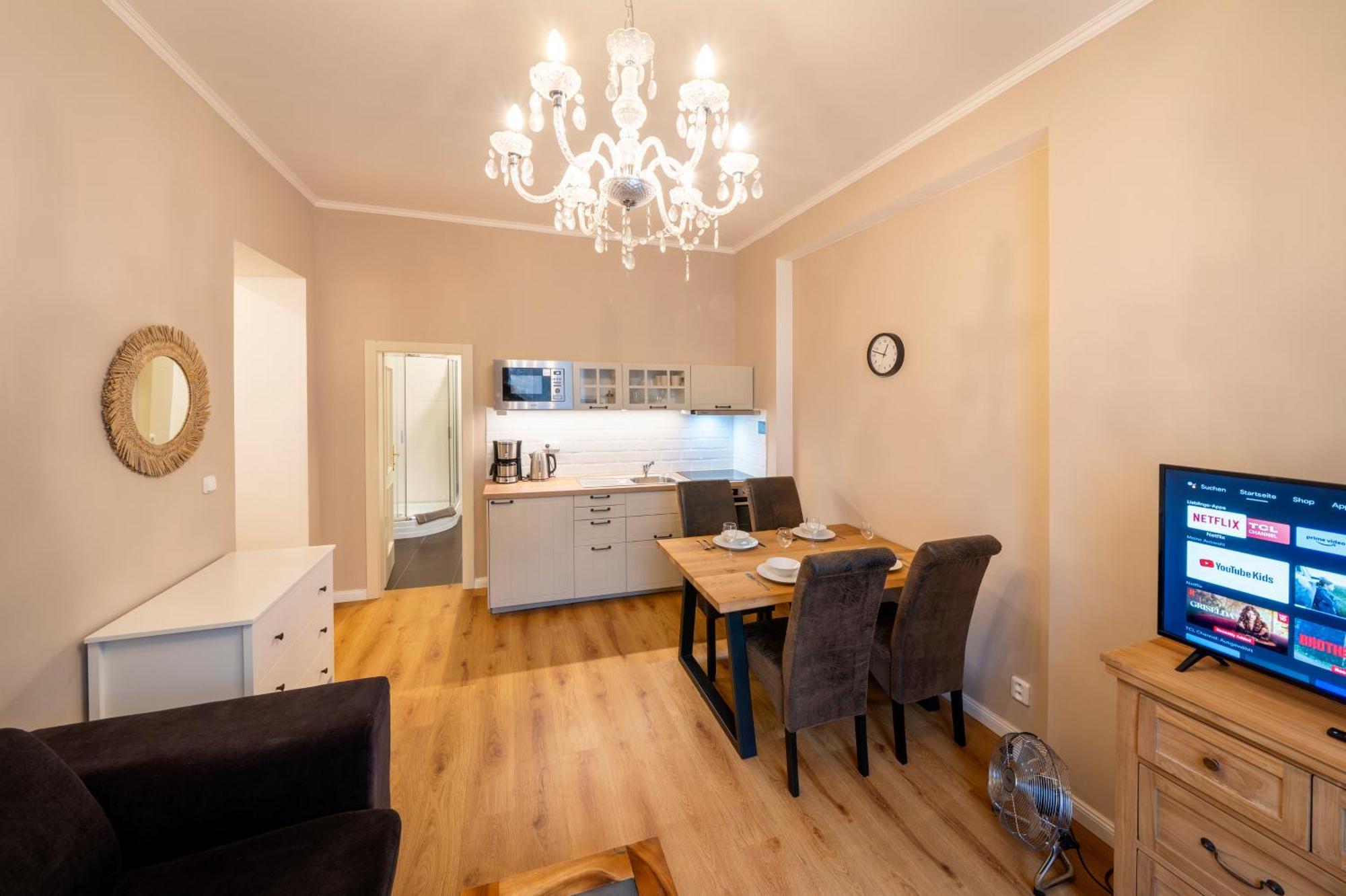 Apart Hotel Zborovska Praga Zewnętrze zdjęcie
