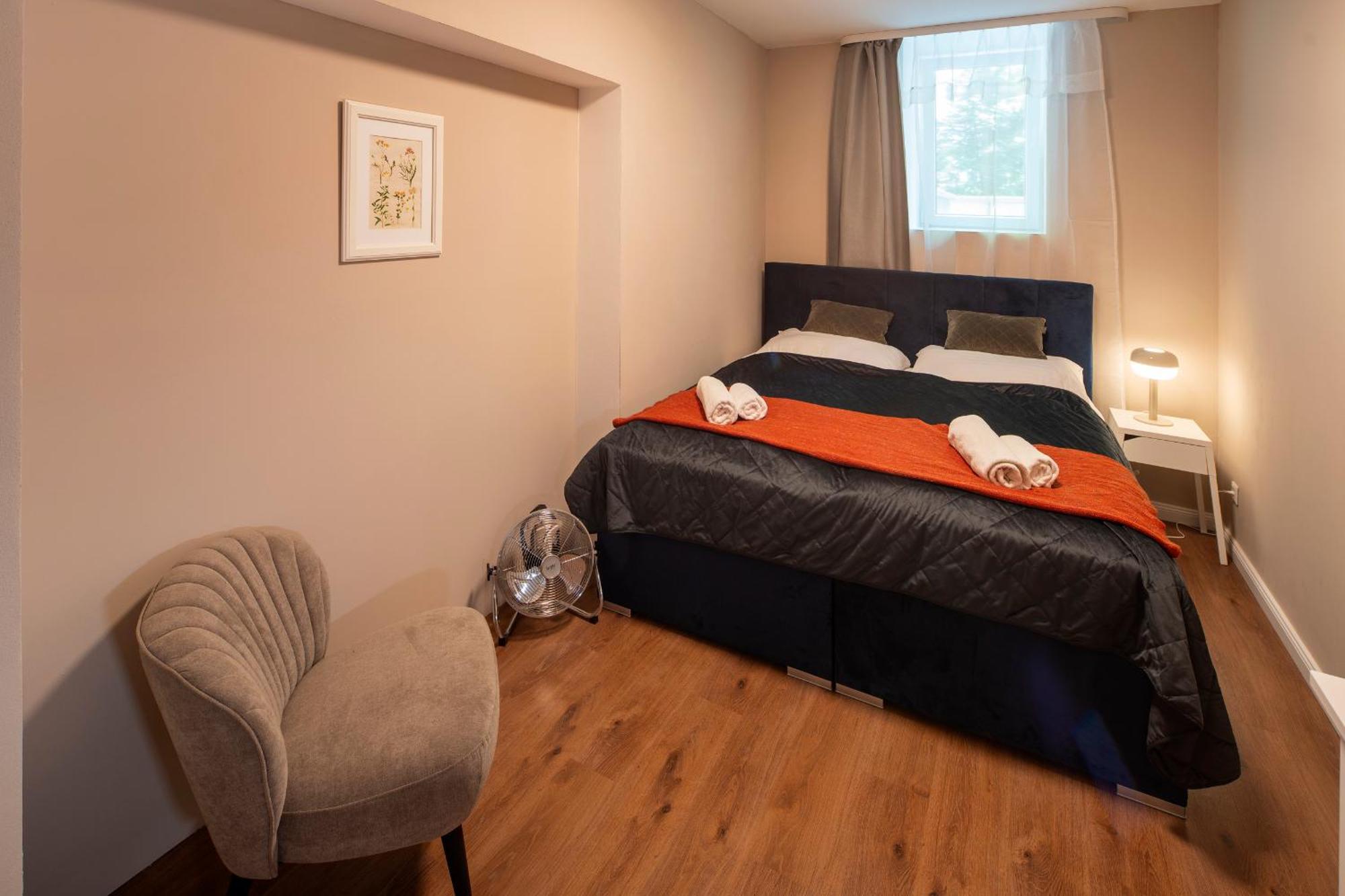 Apart Hotel Zborovska Praga Zewnętrze zdjęcie