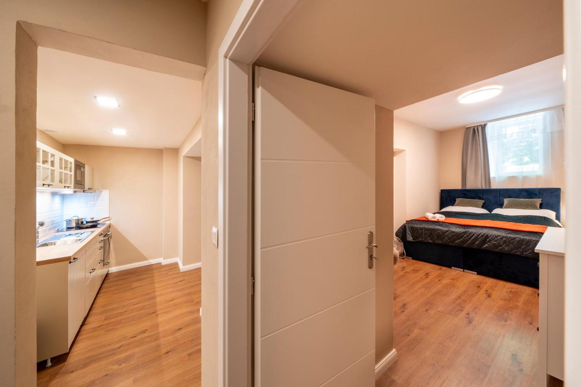 Apart Hotel Zborovska Praga Zewnętrze zdjęcie